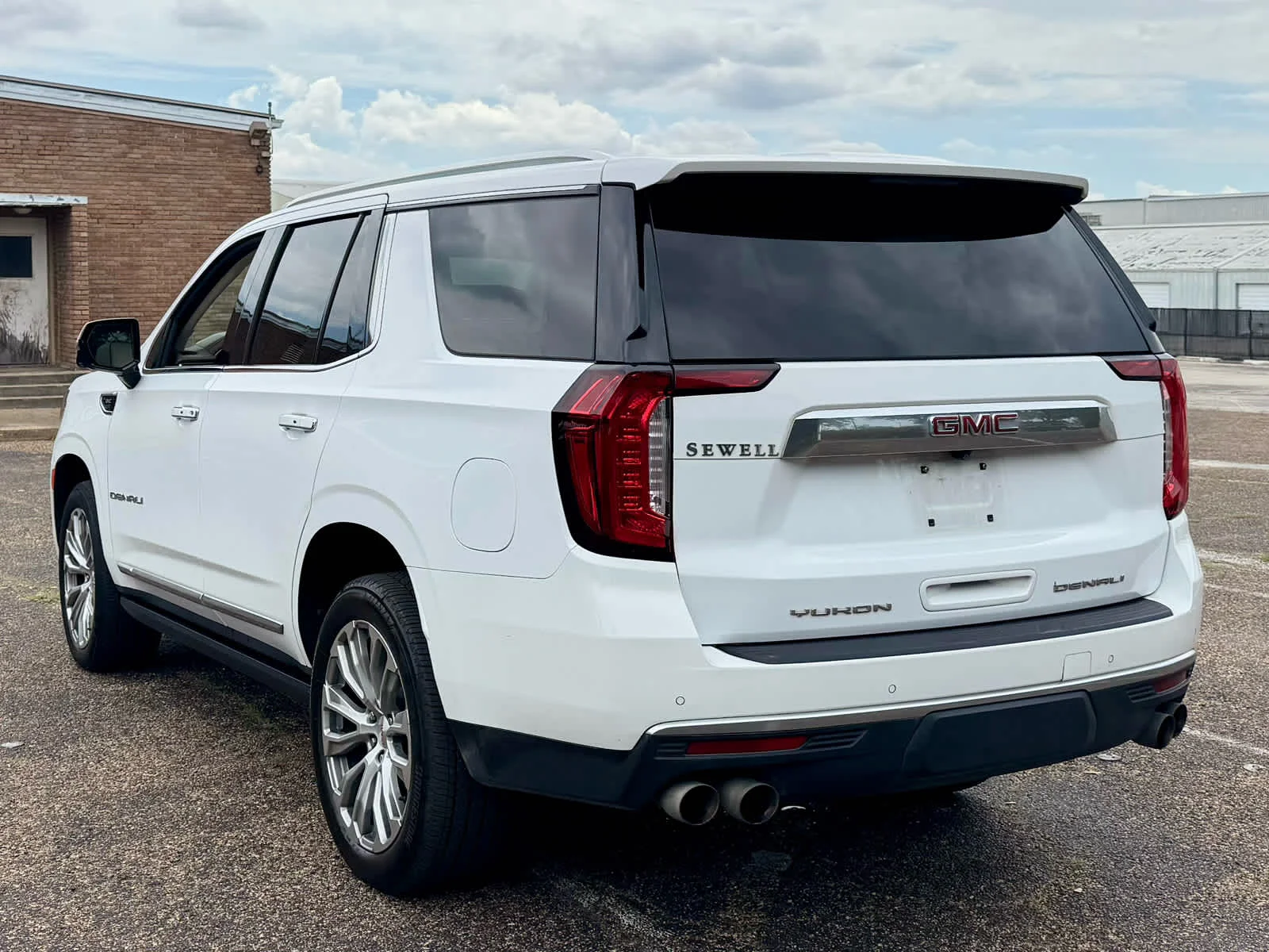 Certified Used 2023 Summit White GMC Denali image 4