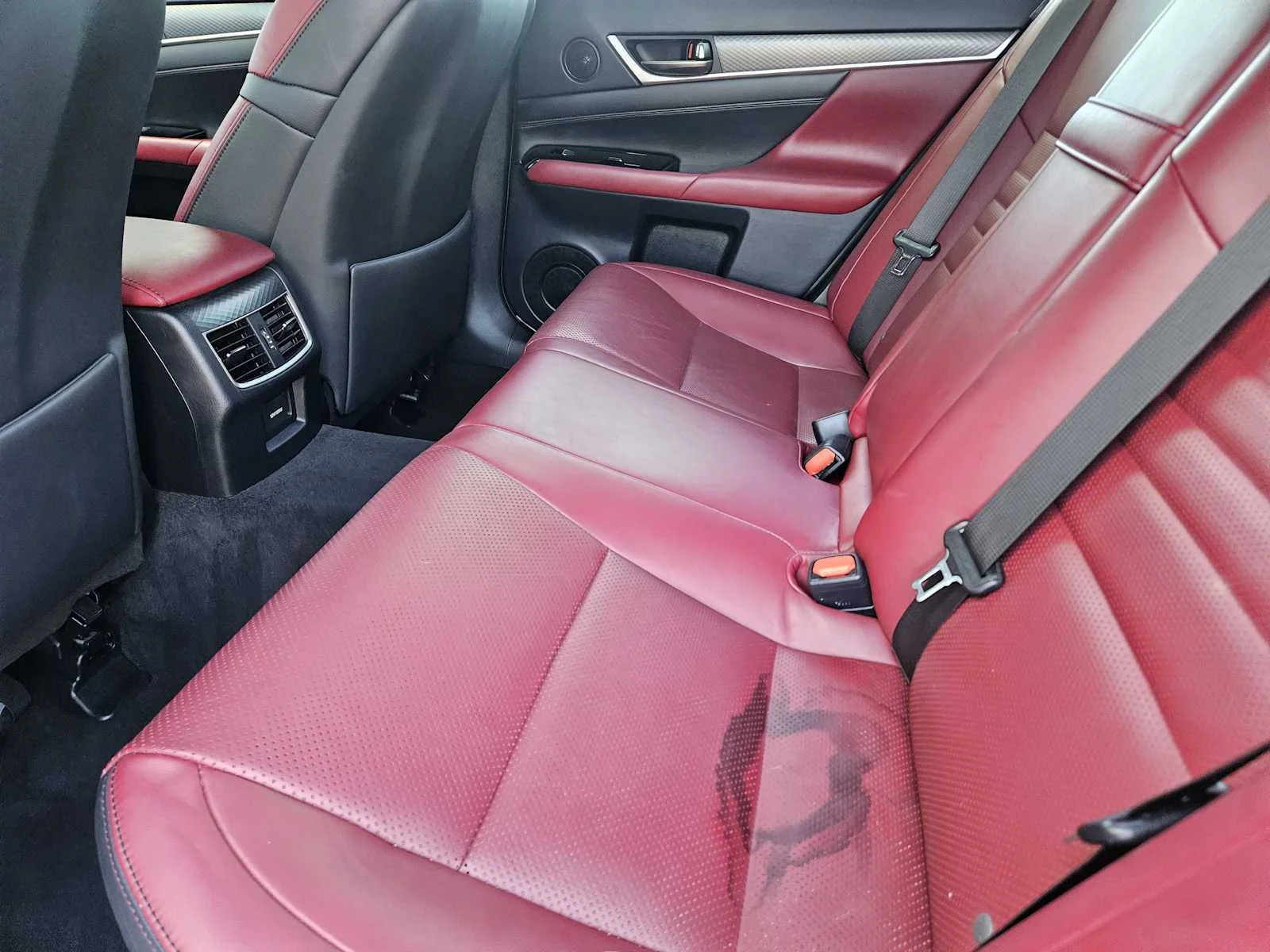 Certified Used 2020 ULTRA WHITE Lexus F SPORT image 22