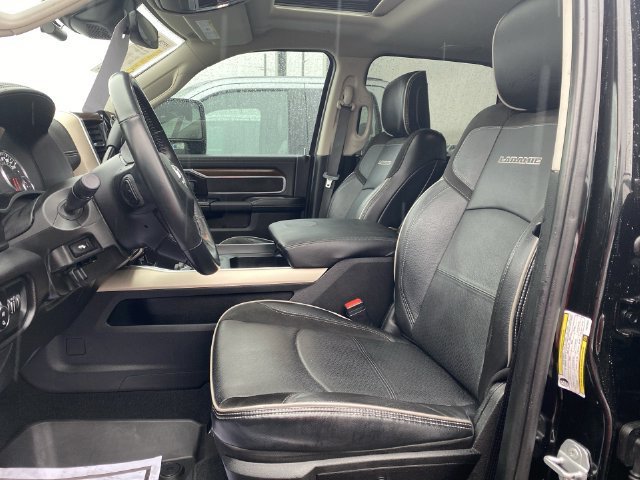 Used 2023 Diamond Black Crystal Pea Ram Laramie image 11