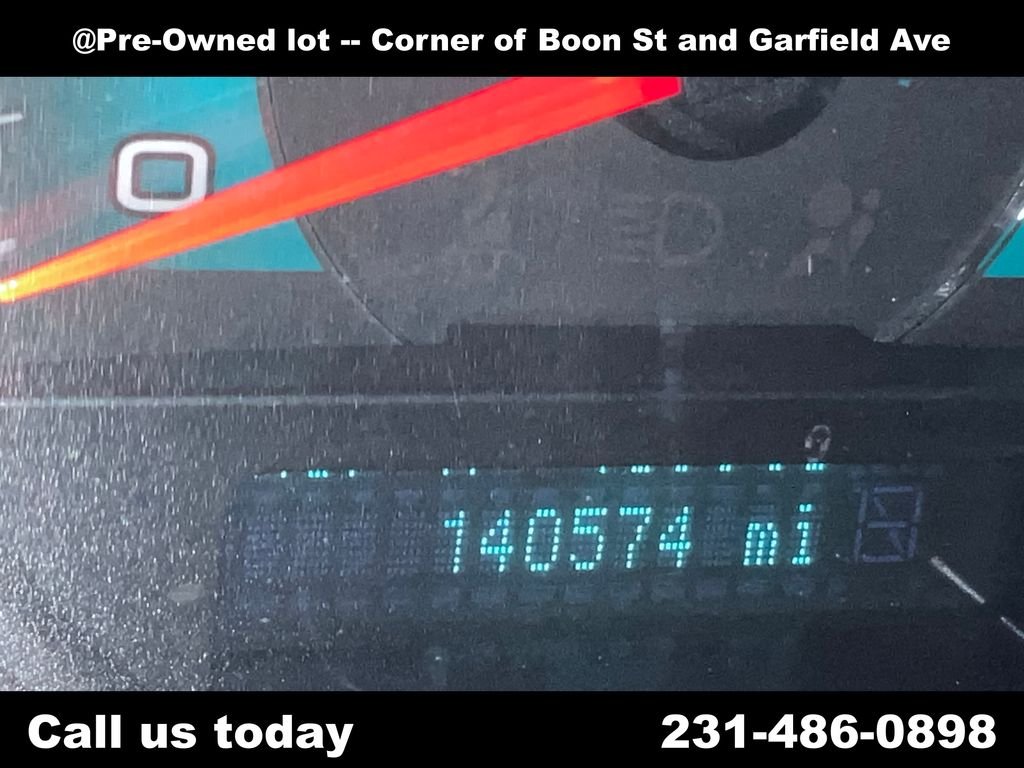 Used 2010  Ford SEL image 22