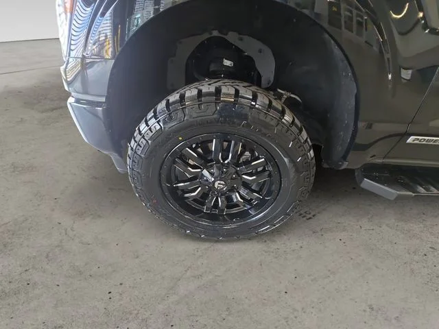 Used 2023 Black Metallic Ford Lariat image 14