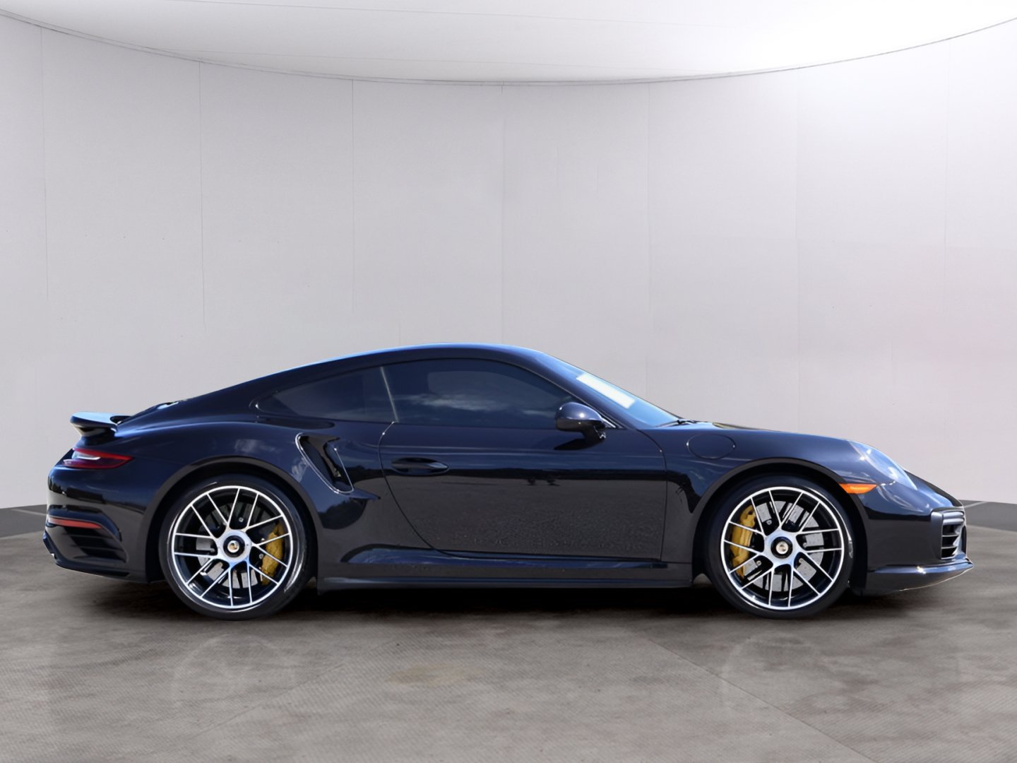 Used 2019 Jet Black Metallic Porsche Turbo S image 9