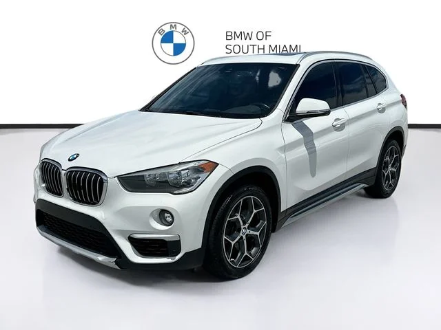 Used 2019 White BMW sDrive28i image 3