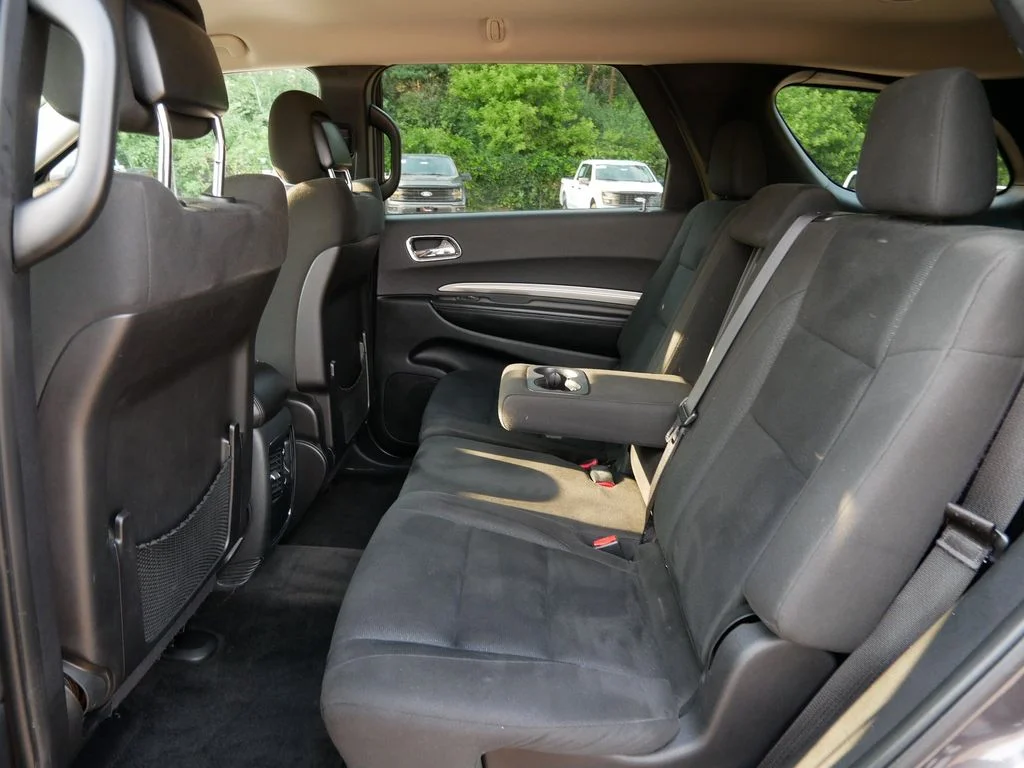 Used 2015 Gray Dodge SXT image 11
