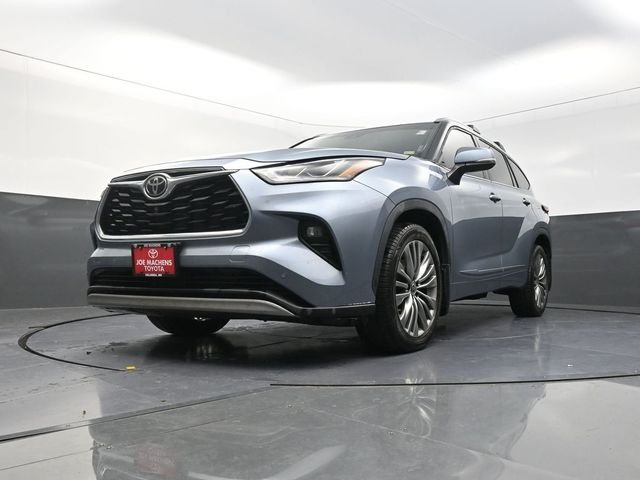 Used 2021 Blue Toyota Platinum image 33
