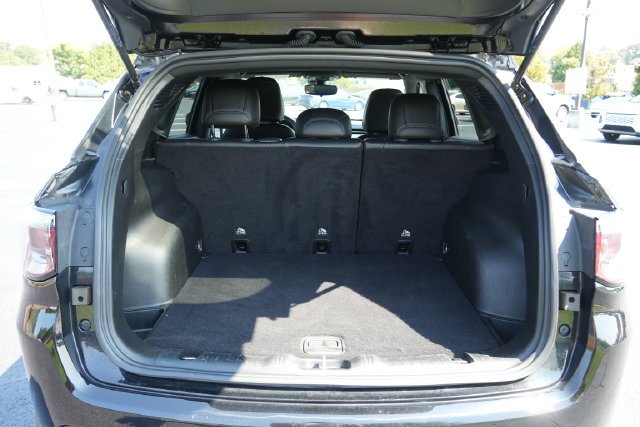 Used 2024 Black Jeep Latitude image 11