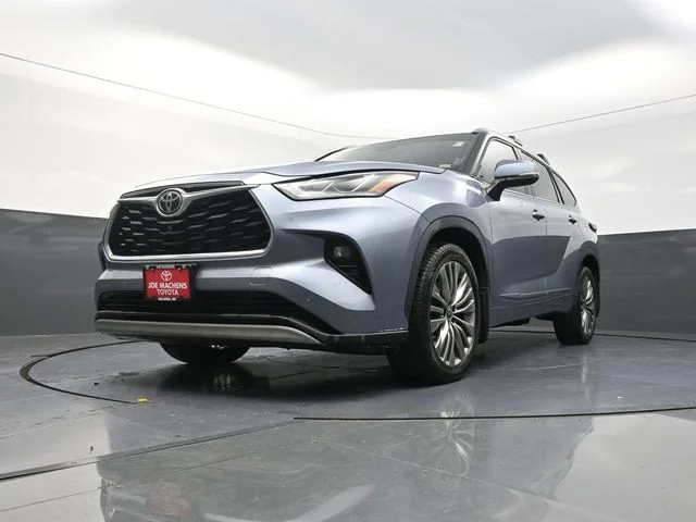 Used 2021 Blue Toyota Platinum image 33