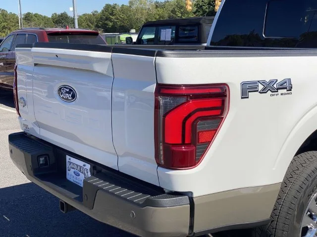 Certified Used 2025  Ford King Ranch image 37