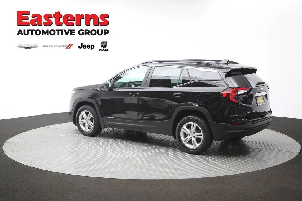 Used 2023 Black GMC SLE image 93