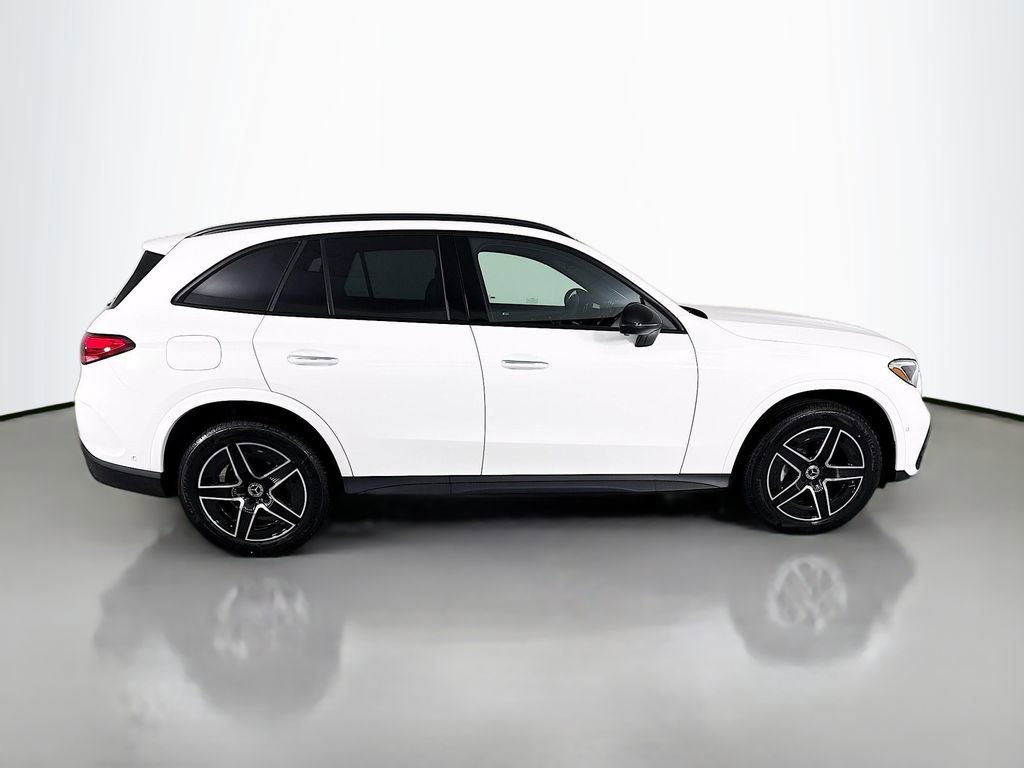 New 2026 Polar White Mercedes-Benz GLC 300 image 41