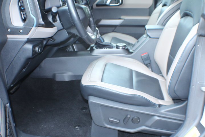 Used 2022 Cactus Gray Ford Wildtrak image 12
