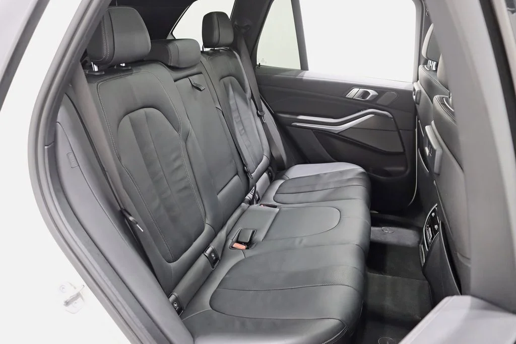 2022 BMW X5 M50i - Photo 31