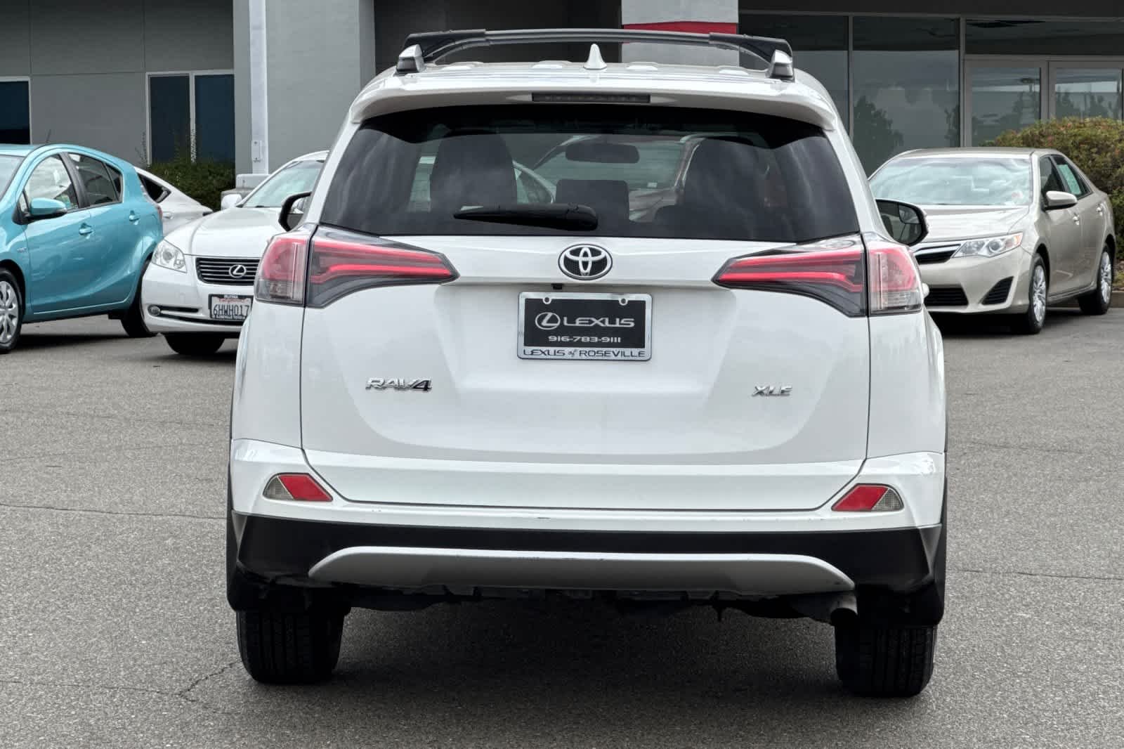 Used 2016 Super White Toyota XLE image 8