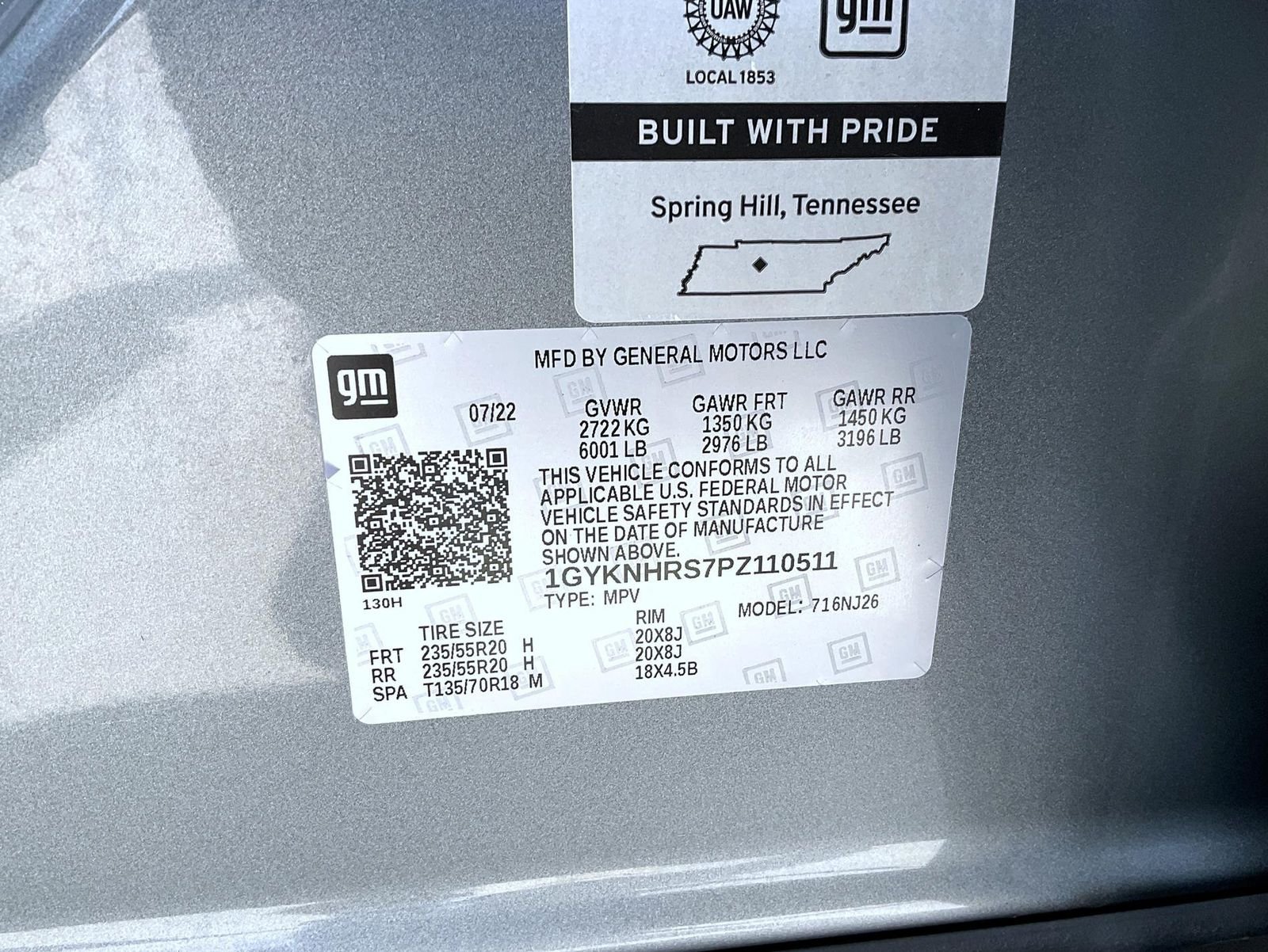 Used 2023 Silver Cadillac Sport image 25