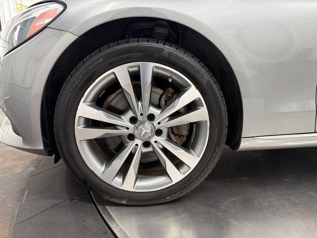 Certified Used 2015 Gray Mercedes-Benz C 300 image 10
