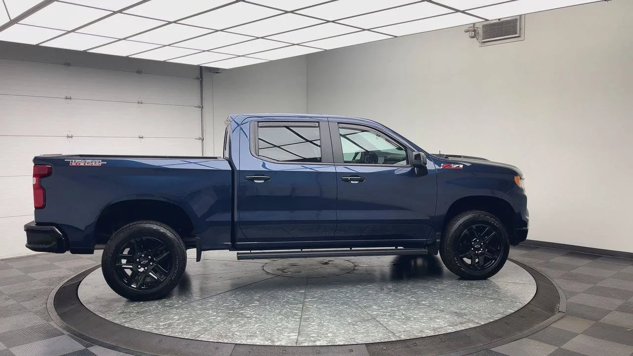 Used 2023 NORTHSKY BLUE METALLIC Chevrolet LT Trail Boss image 43