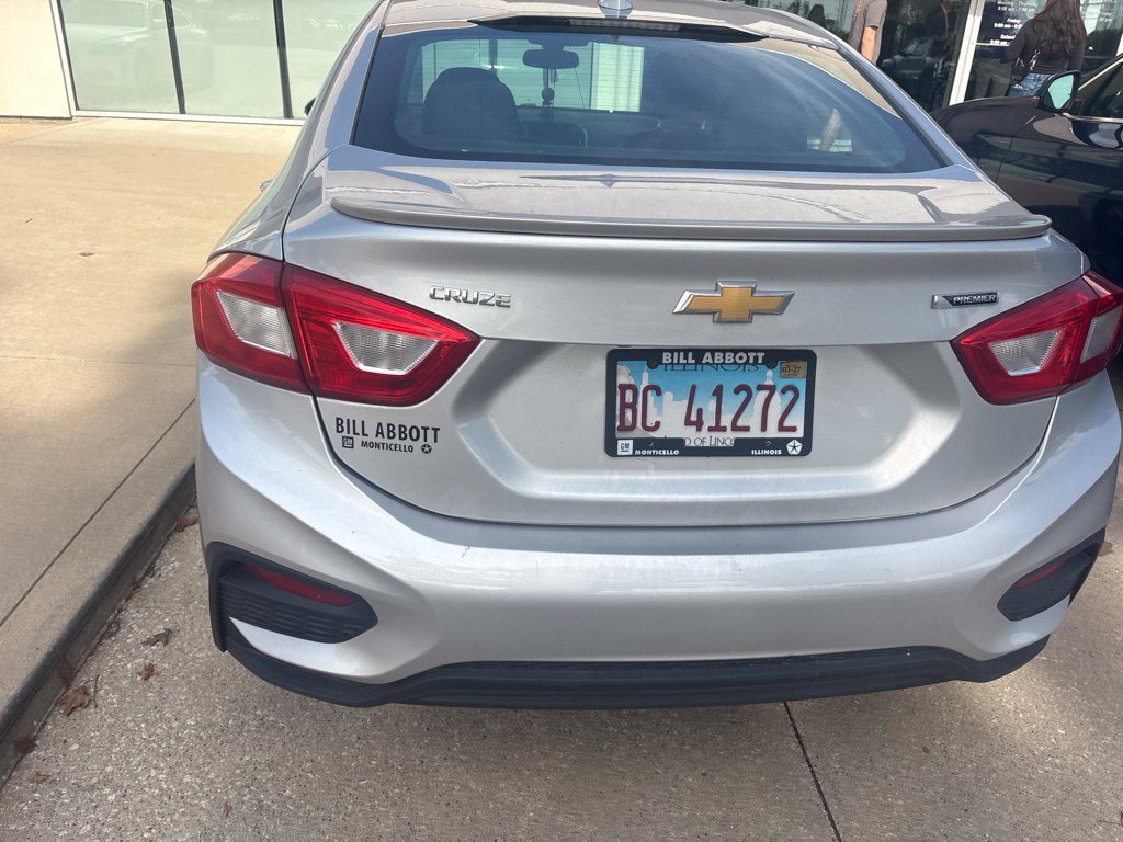 Used 2016 Silver Ice Metallic Chevrolet Premier image 19