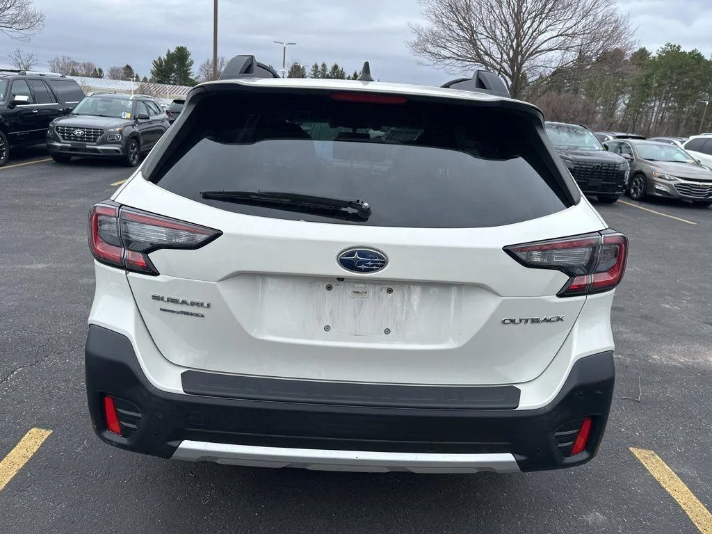 Used 2021 Crystal White Pearl Subaru Limited image 7