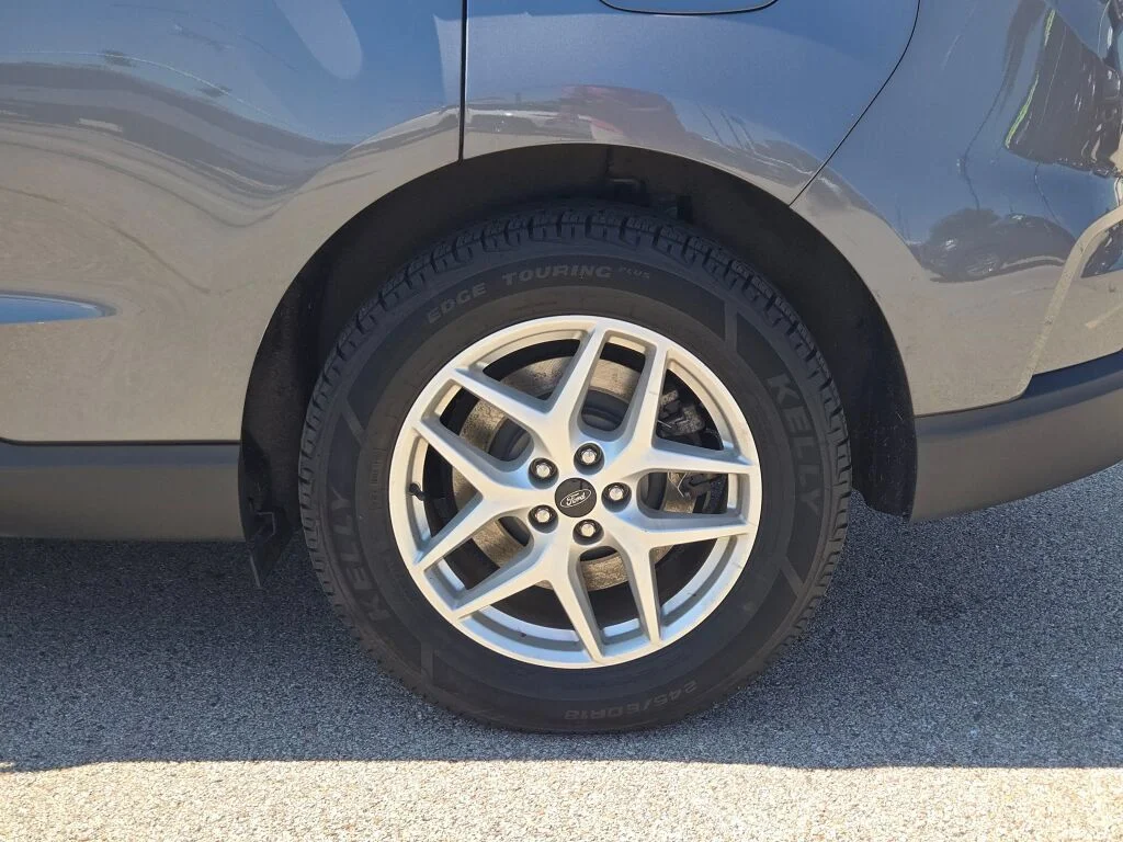 Certified Used 2024 Gray Ford SEL image 15