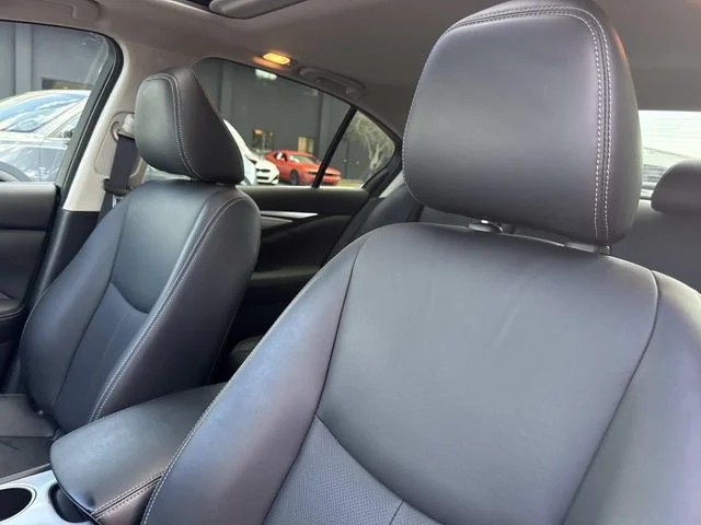 Used 2023 Blue INFINITI LUXE image 26