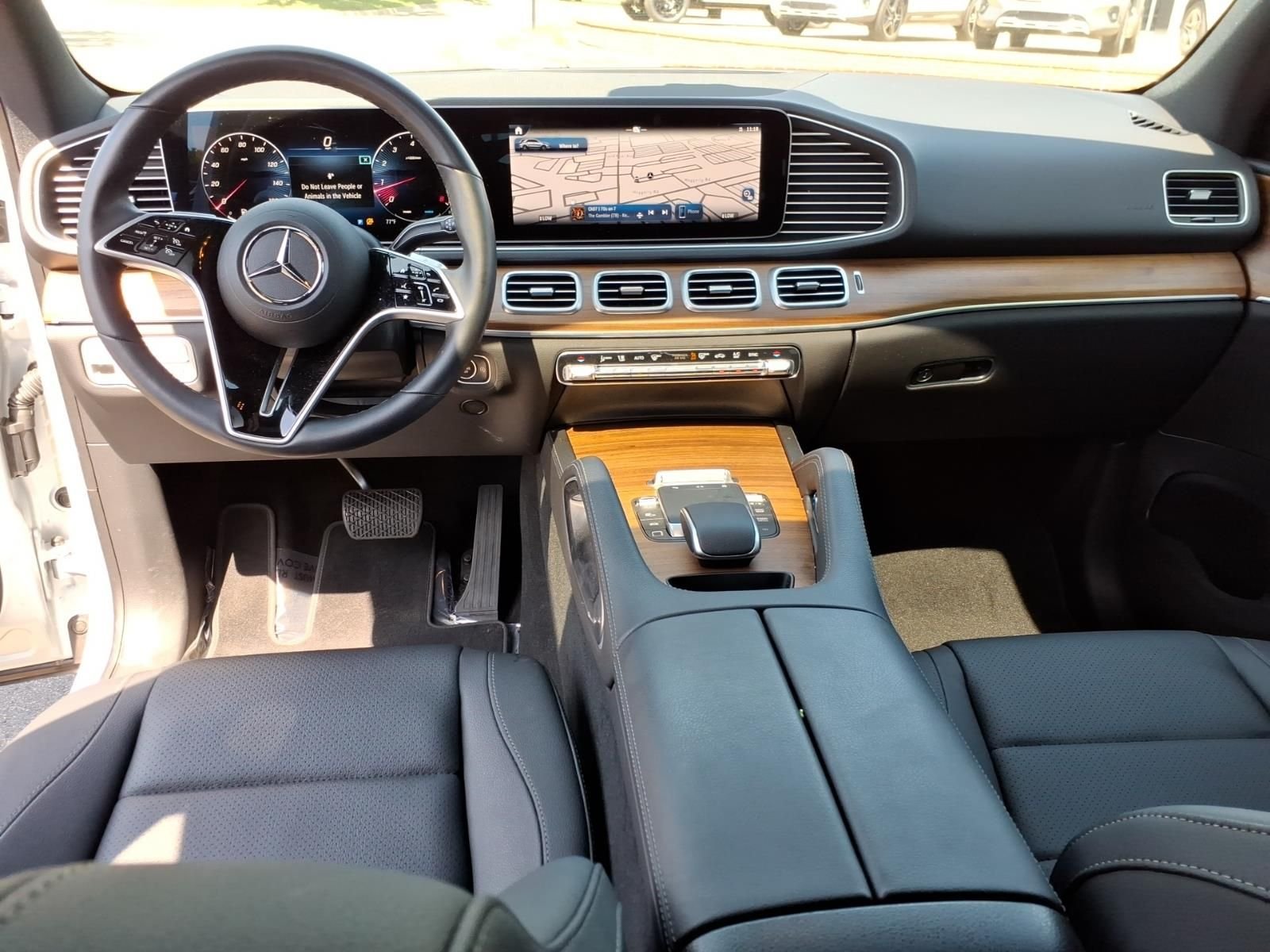 Certified Used 2025  Mercedes-Benz GLE 350 image 14