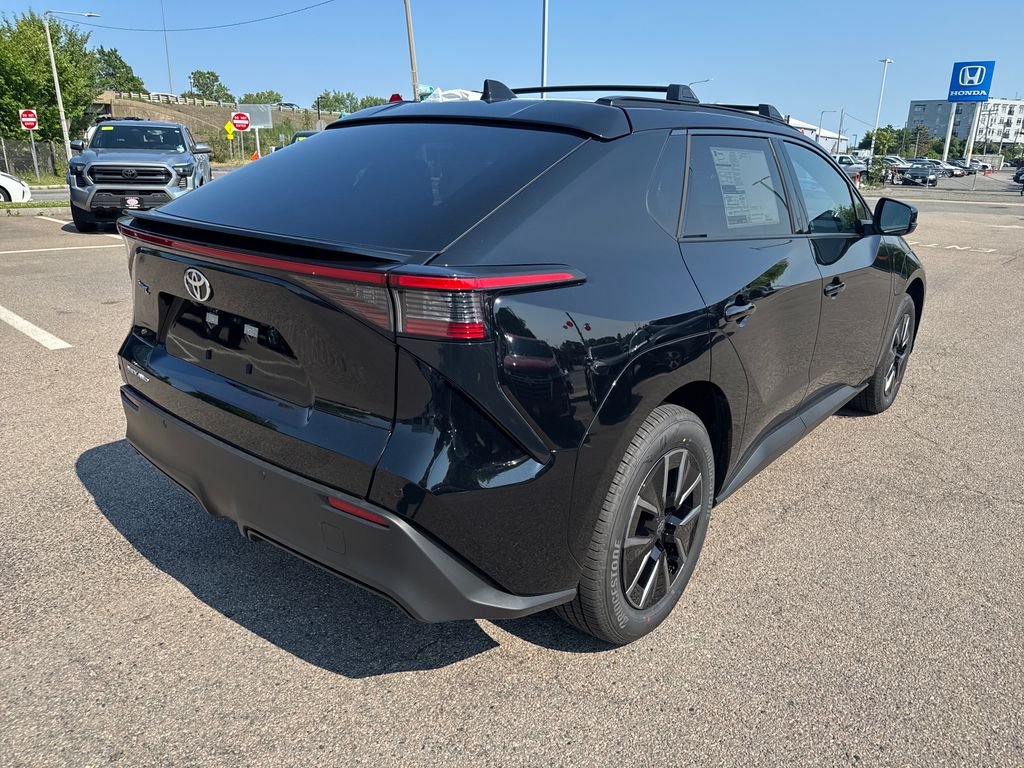 2026 Toyota bZ XLE - Photo 7