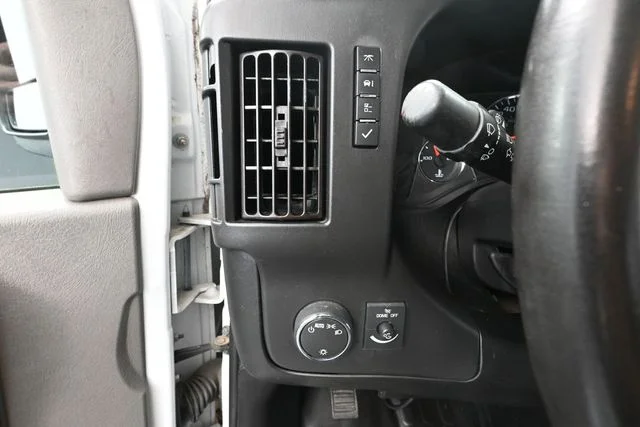 Used 2019 White Chevrolet Work Van image 27