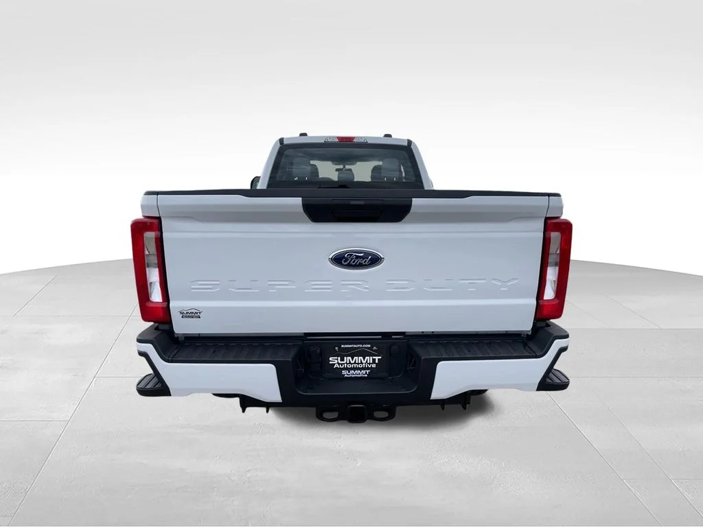 New 2026 Oxford White Ford F-350® XL image 29