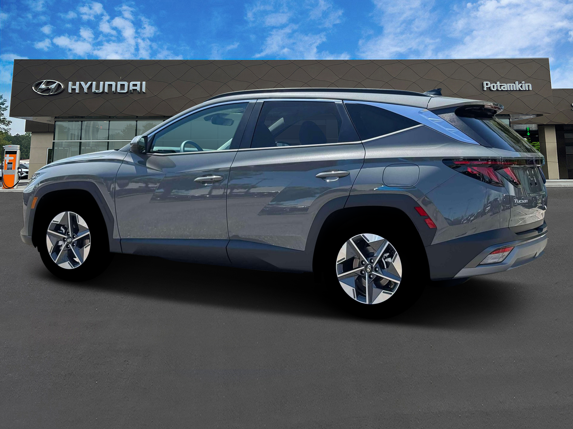 New 2026 Hampton Gray Hyundai SEL image 4