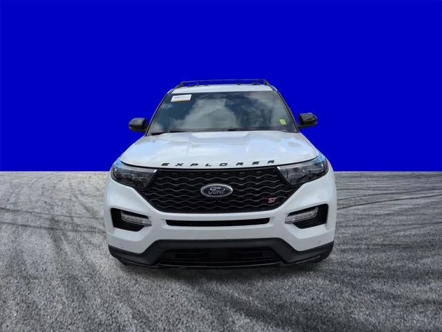 Certified Used 2023 Star White Ford ST image 9