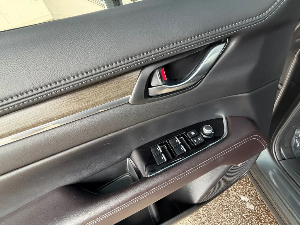 Used 2025 Gray Mazda 2.5 Turbo Signature image 11