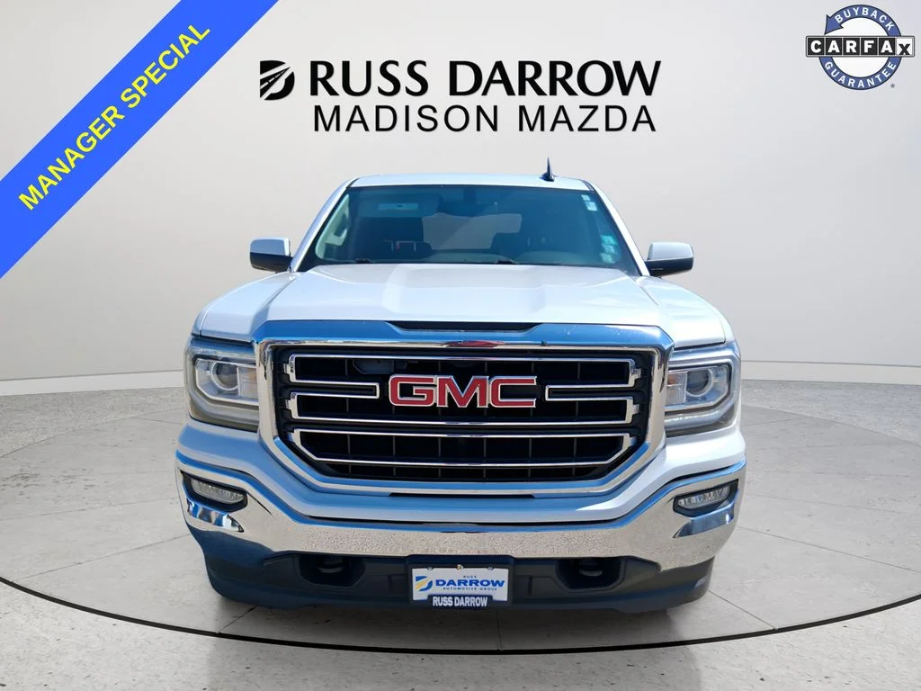 Used 2017 White GMC SLE image 8