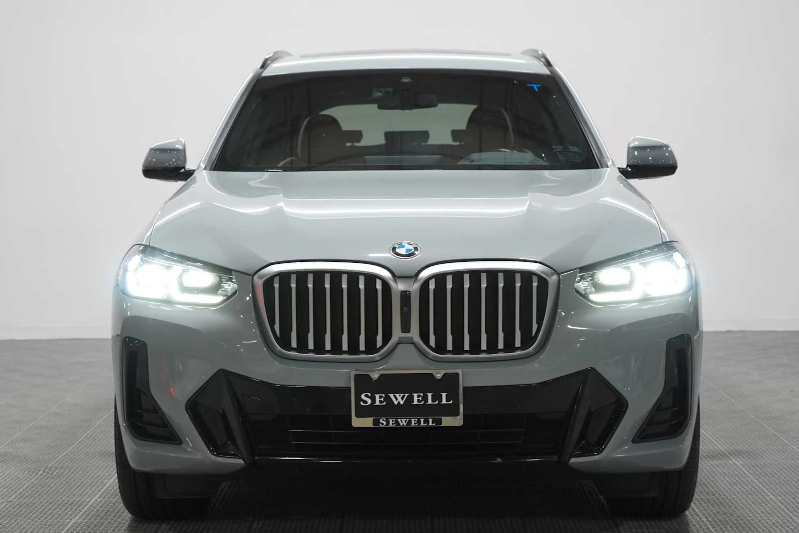 Certified Used 2023 Brooklyn Grey Metallic BMW xDrive30i image 2
