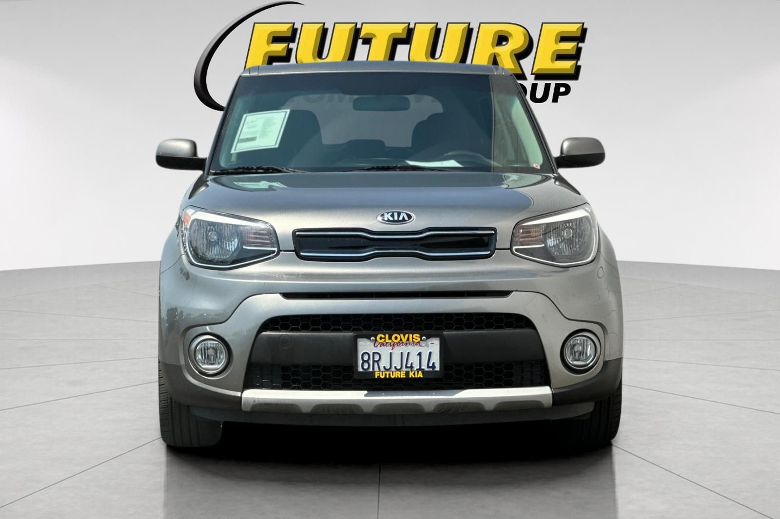Used 2019 Gray Kia Plus image 9