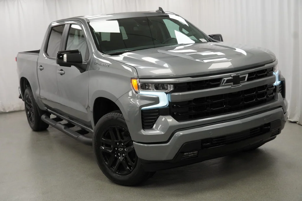 New 2026 Sterling Gray Metallic Chevrolet RST image 35