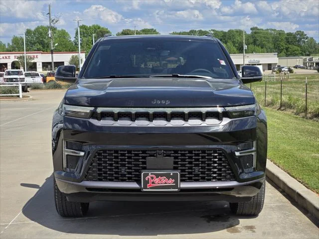 New 2026 High Gloss Black Exterior Paint Jeep Limited Altitude image 2
