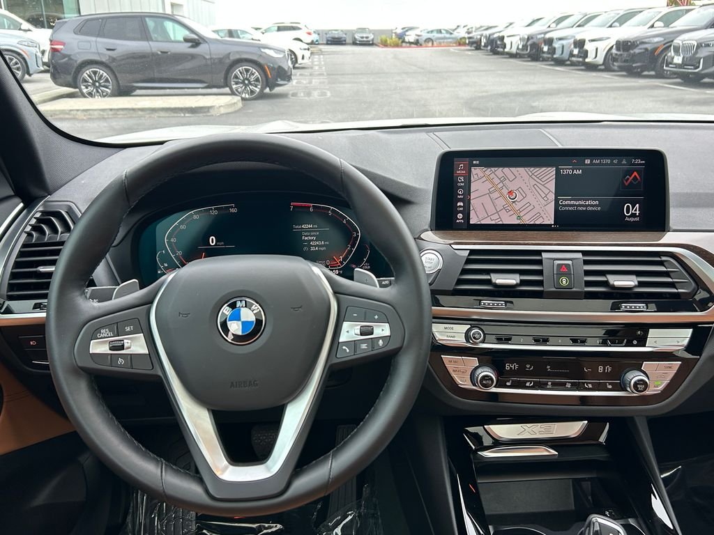 Used 2021 Alpine White BMW sDrive30i image 17