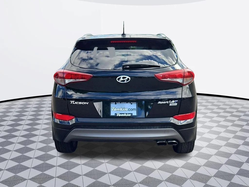 Used 2016 Ash Black Hyundai Sport image 5