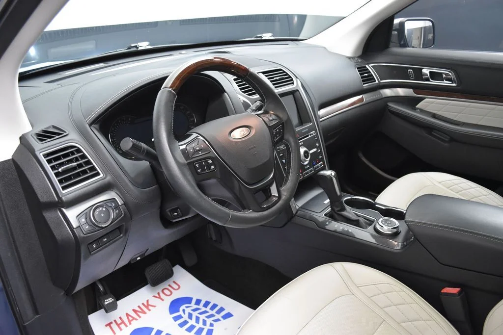 2018 Ford Explorer Platinum - Photo 17