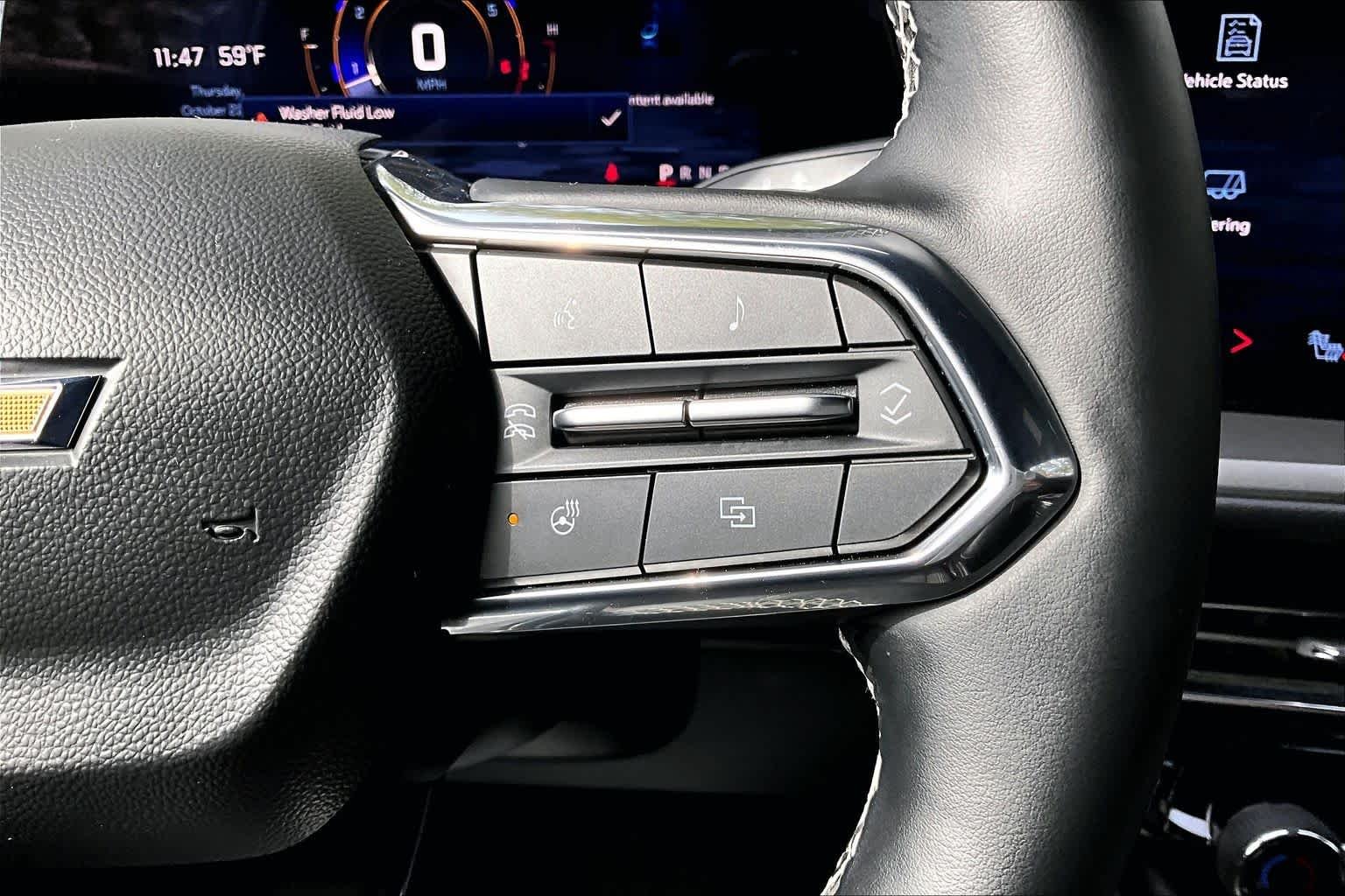 Used 2025 Summit White Chevrolet AWD LT image 23