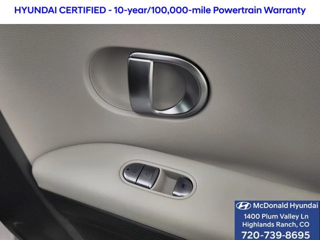 Used 2024 White Hyundai SEL image 13