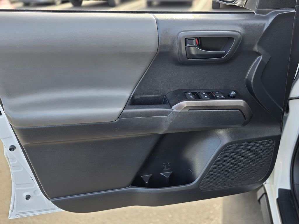 2023 Toyota Tacoma SR5 - Photo 19