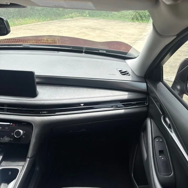Used 2022 Red INFINITI LUXE image 20