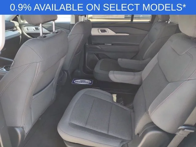 New 2026 Space White Metallic Ford Active image 15