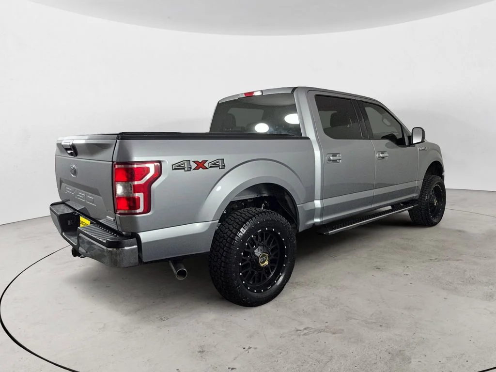 Used 2020 Silver Ford XLT image 5
