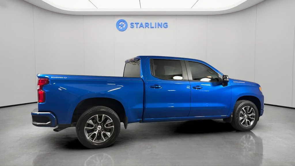 Used 2023 Glacier Blue Metallic Chevrolet RST image 10