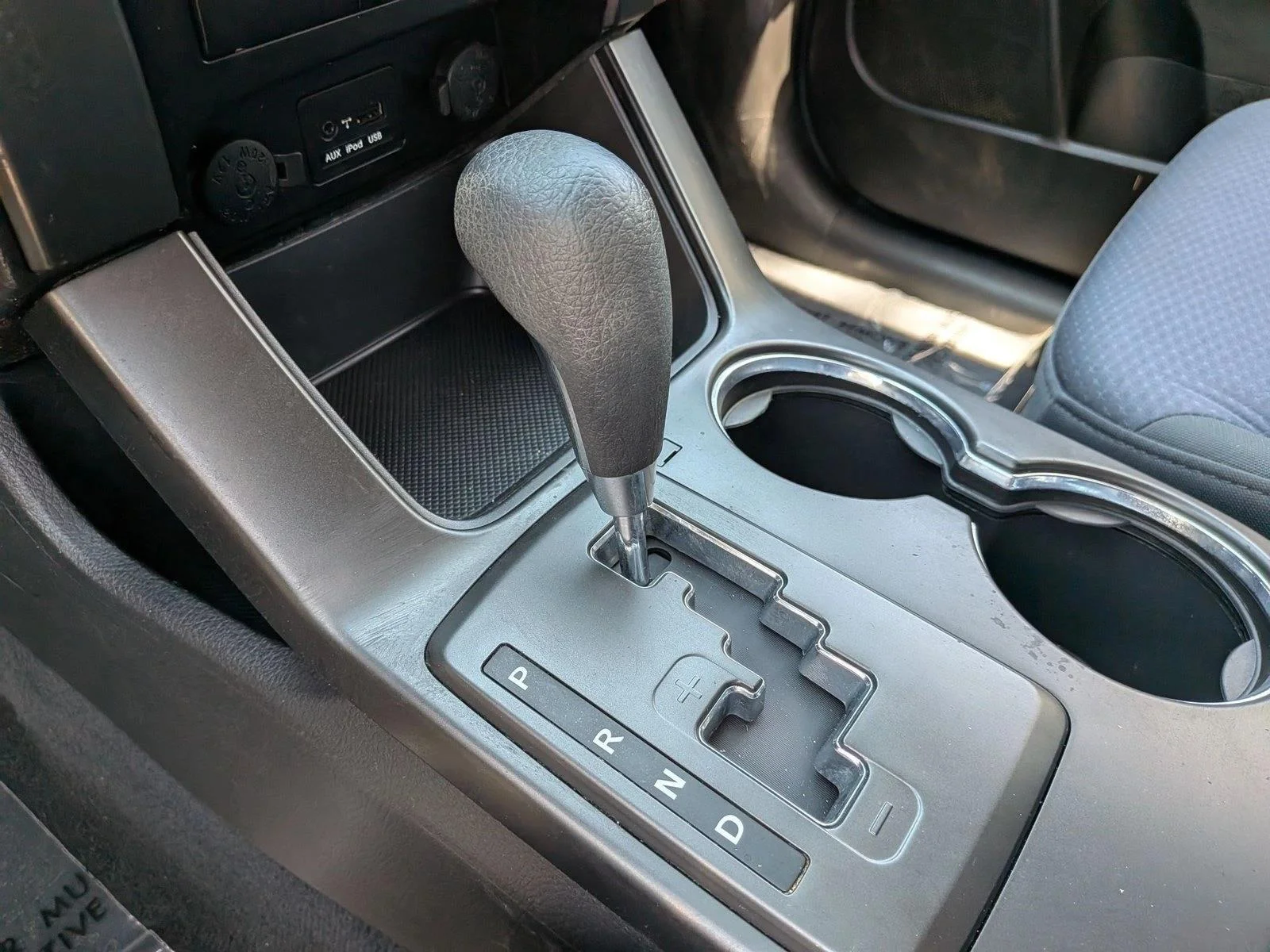 Used 2013 Titanium Silver Kia LX image 15