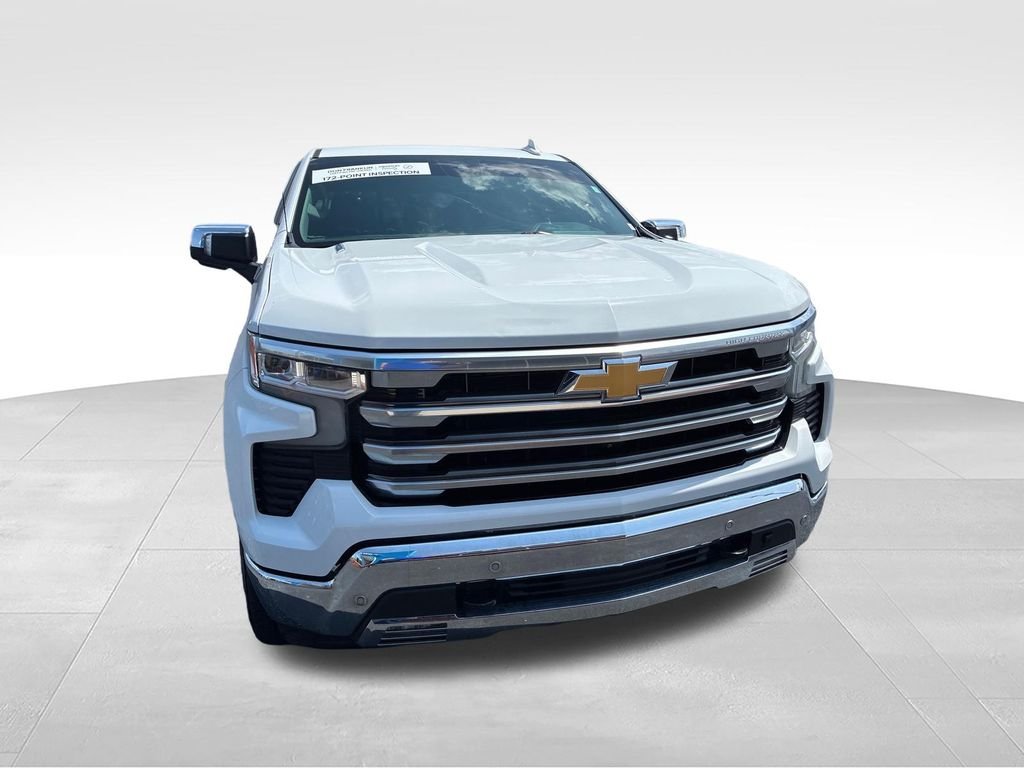 Used 2022 White Chevrolet LTZ image 8