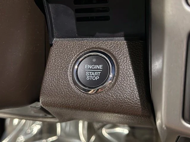 Used 2019 Black Ford King Ranch image 16