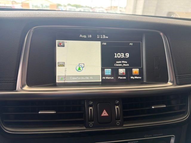 Used 2016 White Kia SX image 24